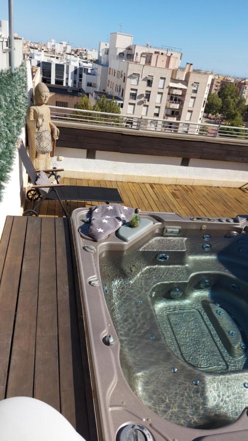 Atico De Lujo Con Jacuzzi Climatizado En Terraza Lägenhet Elche Exteriör bild
