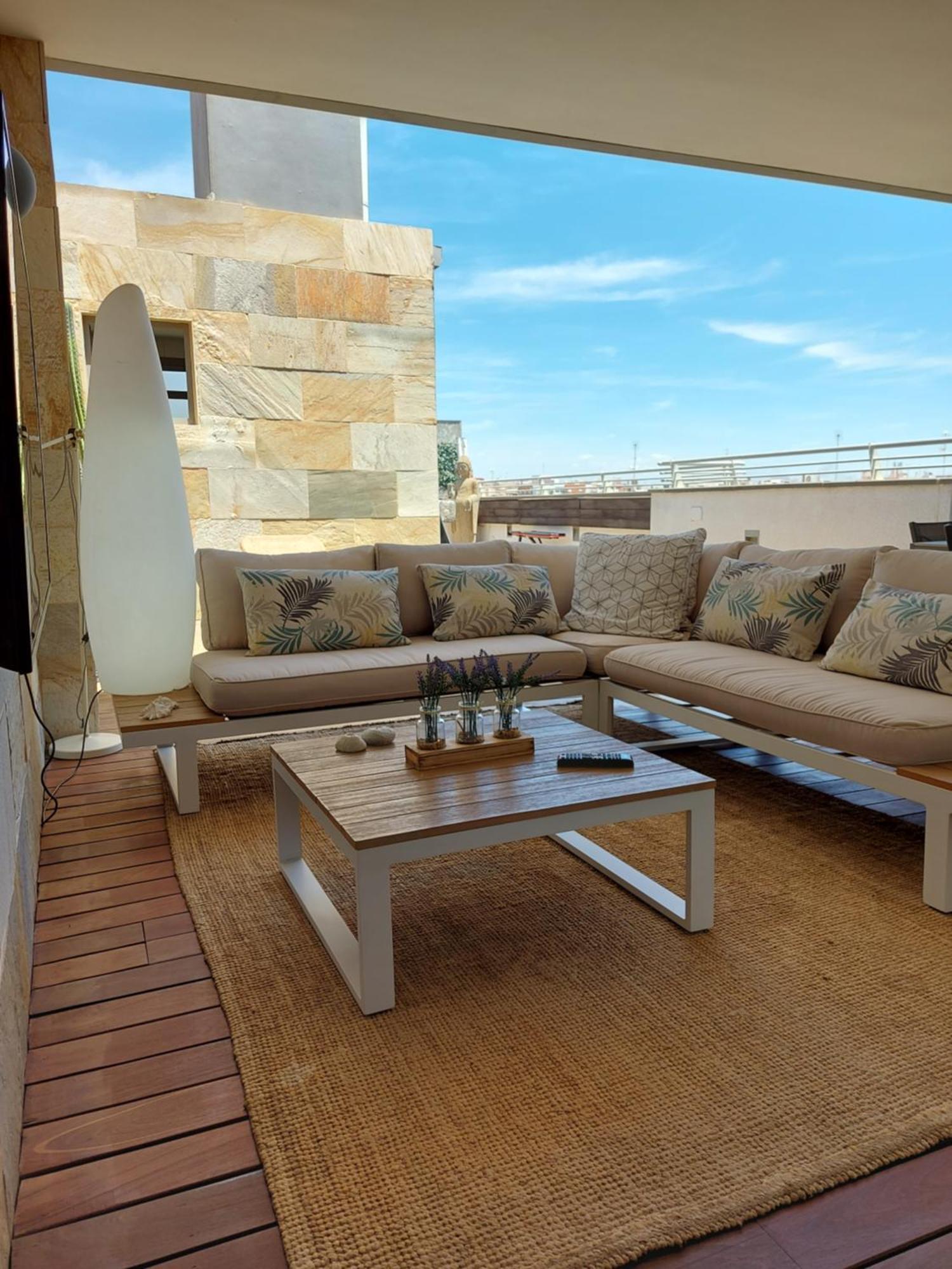 Atico De Lujo Con Jacuzzi Climatizado En Terraza Lägenhet Elche Exteriör bild